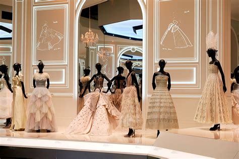 caracteristicas de dior|dior designer.